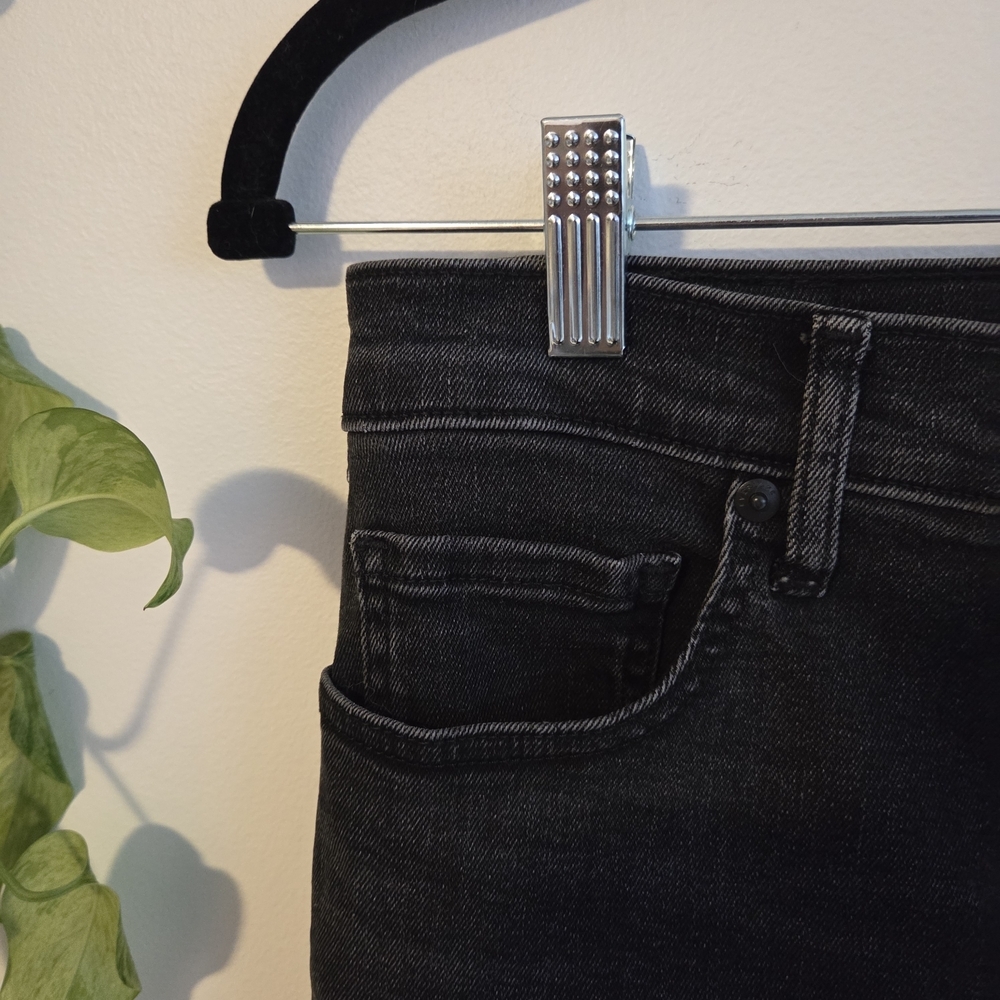 Everland The High Rise Black Skinny Jeans - Picture 3 of 8